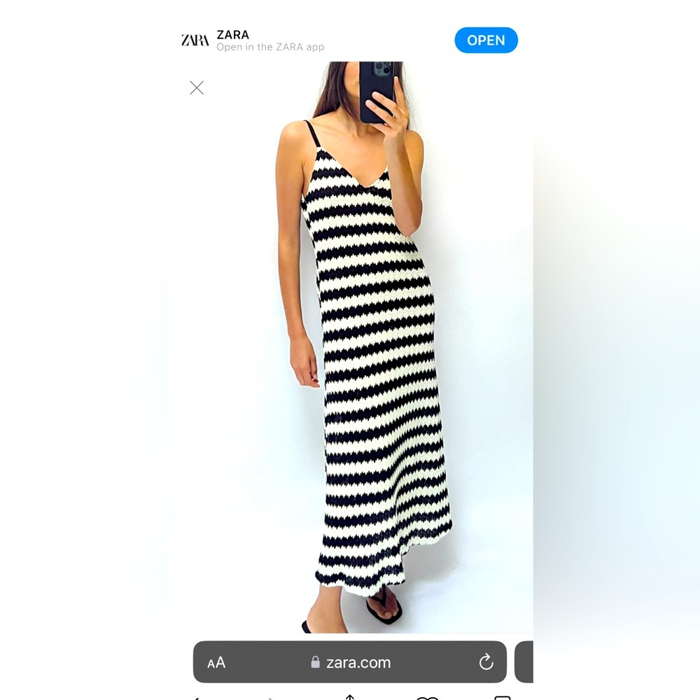 Zara Cotton blen dress V-neck